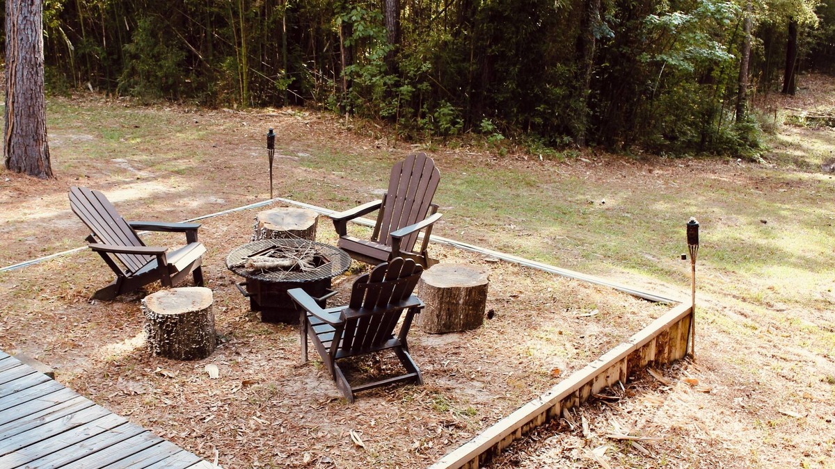 Jasper Cabin | Cozy Cabin Near Rayburn - A Paradise for Anglers, Hunters & Hikers!