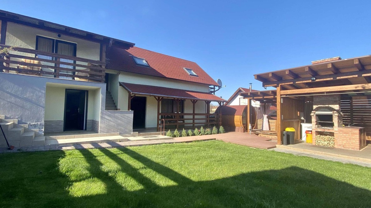 Petrestii de Jos Cabin | Cozy Cabin next to Cheile Turzii in a quite village with WIFI