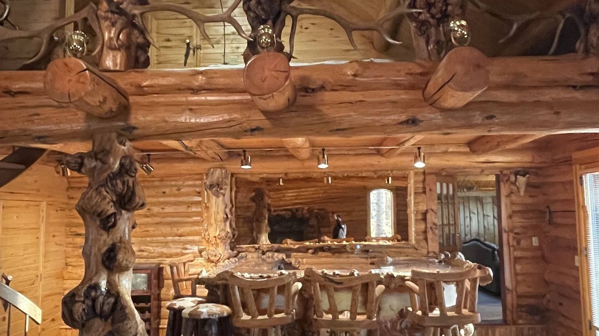 South Park Cabin | Cozy cabin on 5 acres