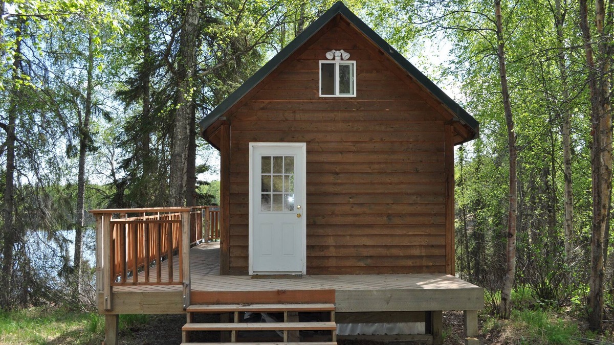Ridgeway Cabin | Cozy Cabin on a Beautiful Lake with Big Parking
