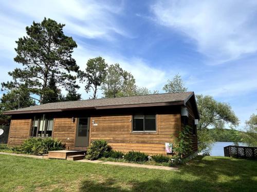 Three Lakes House | Cozy Cabin on Rangeline Lake