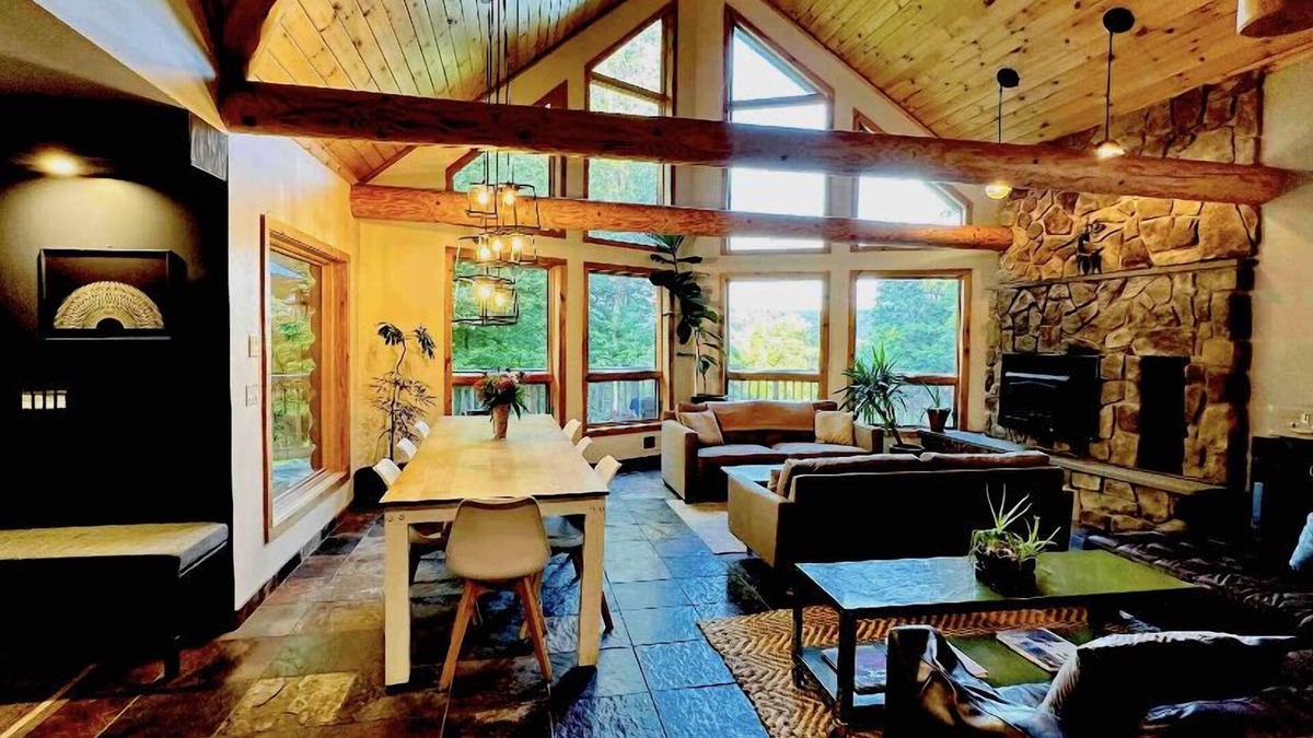 Holmes Cabin | Cozy Cabin Retreat - Close to lakes, hiking trails. Pet-Friendly, w hot tub