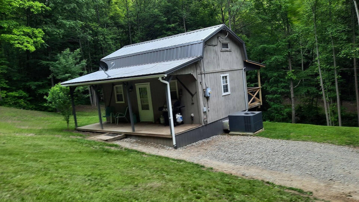 Scio Cabin | Cozy cabin retreat