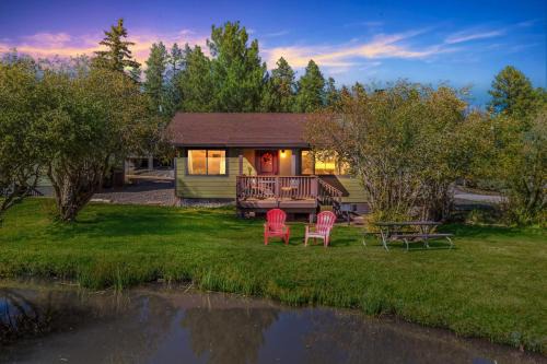 Greer House | Cozy Cabin Retreat with Scenic Views cabin