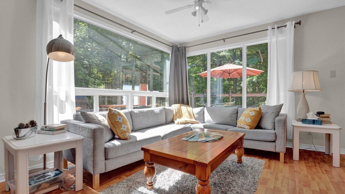 Parham Cabin | Cozy Cabin w/Central Heat/Fireplace/Game Room/Snowshoes. 45 min. N. of Kingston