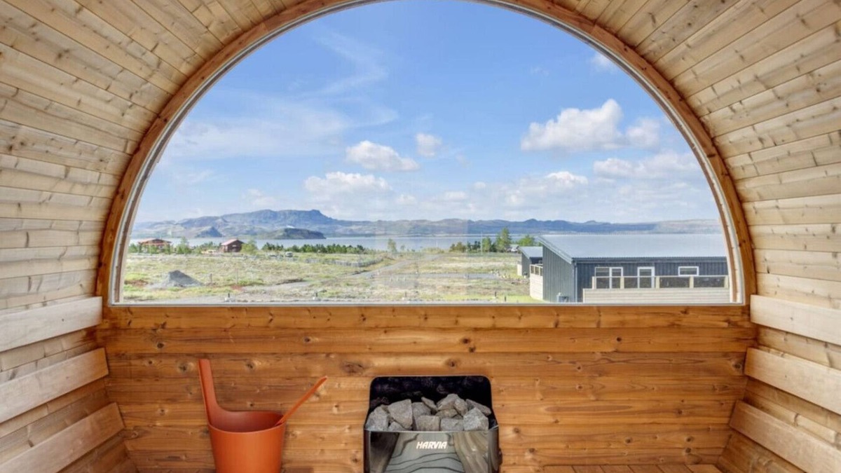 Blaskogabyggd Cabin | Cozy Cabin w/Hot Tub & Sauna - Ultimate Retreat