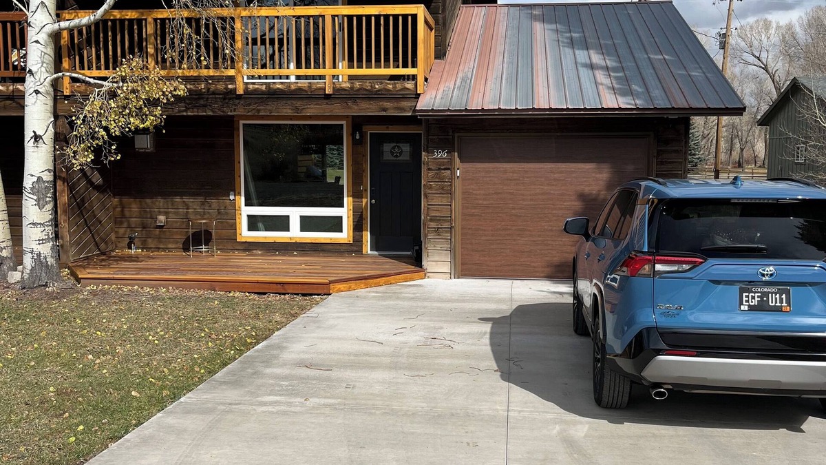 South Fork Cabin | Cozy Cabin with Hot Tub in South Fork, CO - STR 1083