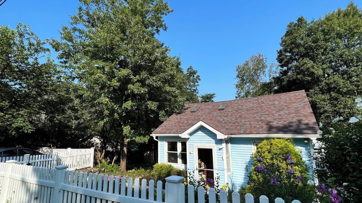 Monroe Cabin | Cozy Cabin with Outdoor Sauna and Firepit!