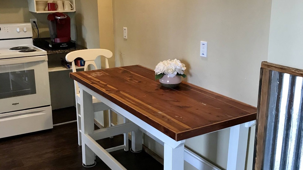 Theriot House | Cozy Cajun Two Bedroom