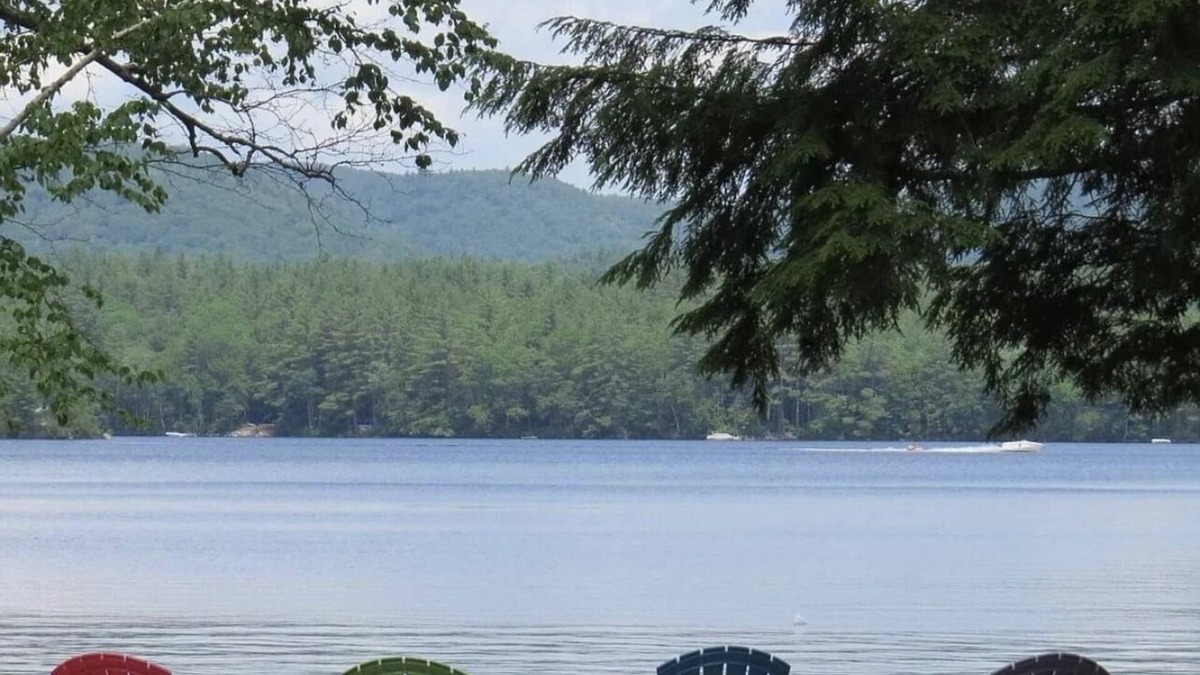 Sweden Cabin | Cozy camp directly on the lake with stunning views!