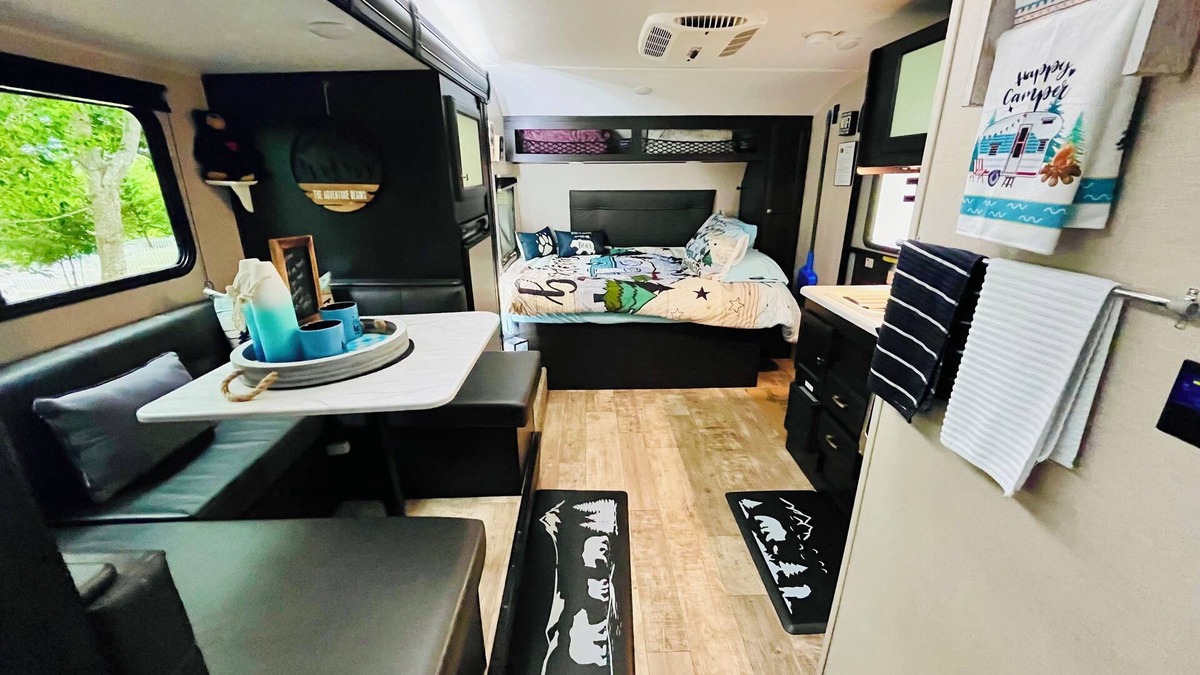 Orland House | Cozy Camper 40 Minutes from Acadia National Park