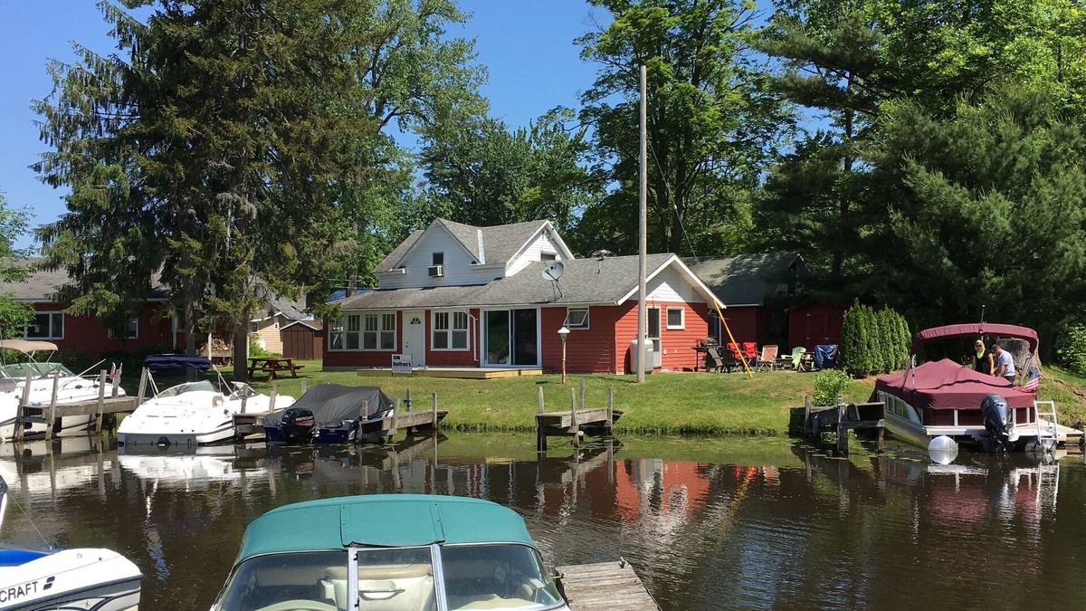 Sylvan Beach House | Cozy Canal Front Home in Wonderful Sylvan Beach, NY