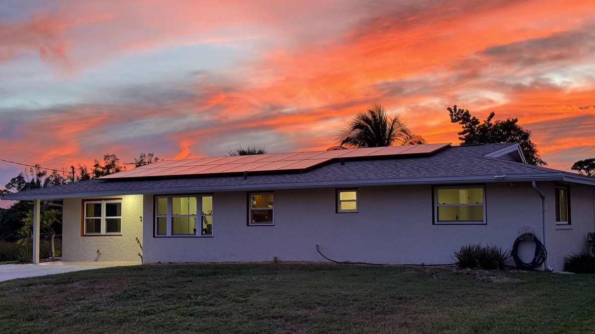 Charlotte Park House | Cozy Canal House in Punta Gorda