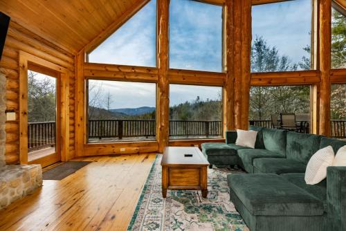 Purlear House | Cozy Carolina Cabin
