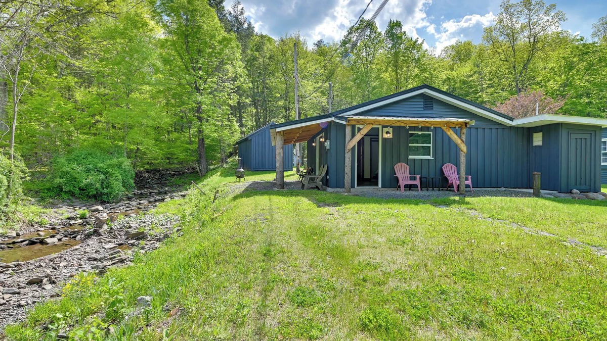 Cairo Cabin | Cozy Catskills Cabin - 12 Mi to Windham Mountain!
