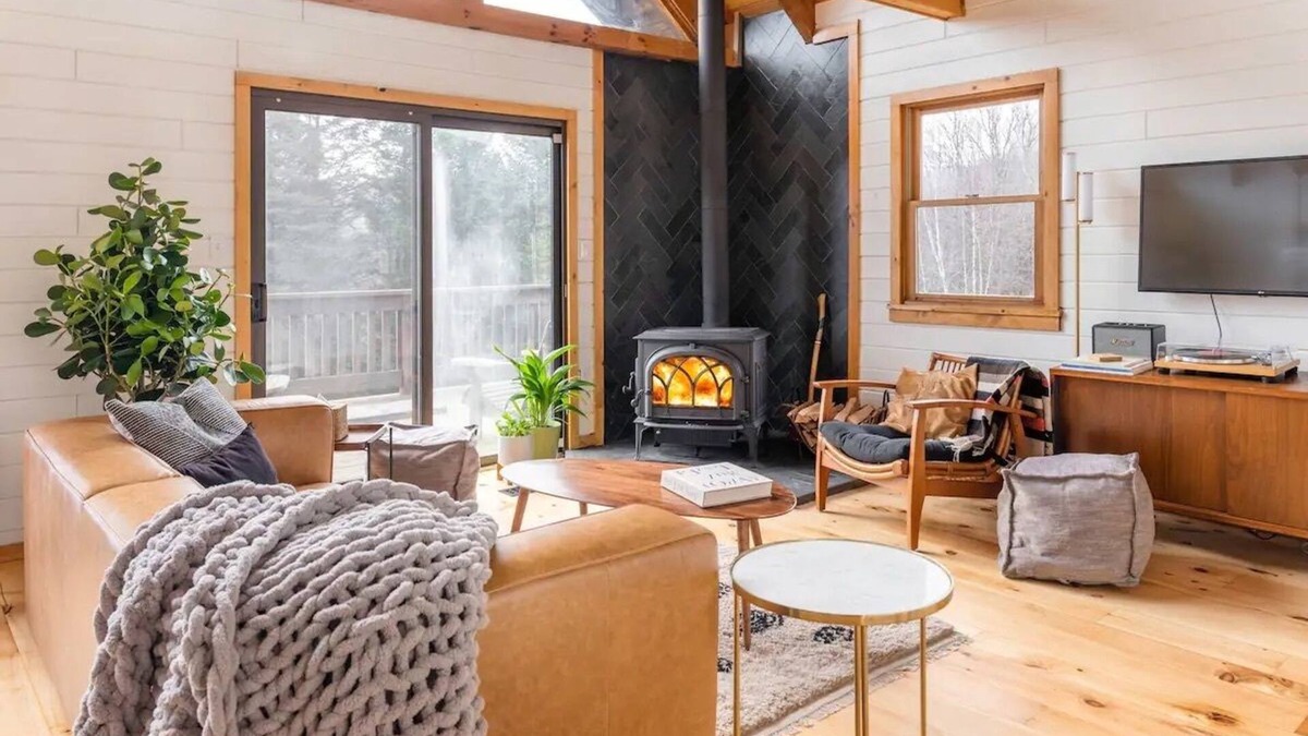 Roscoe Ski Chalet | Cozy Catskills Chalet