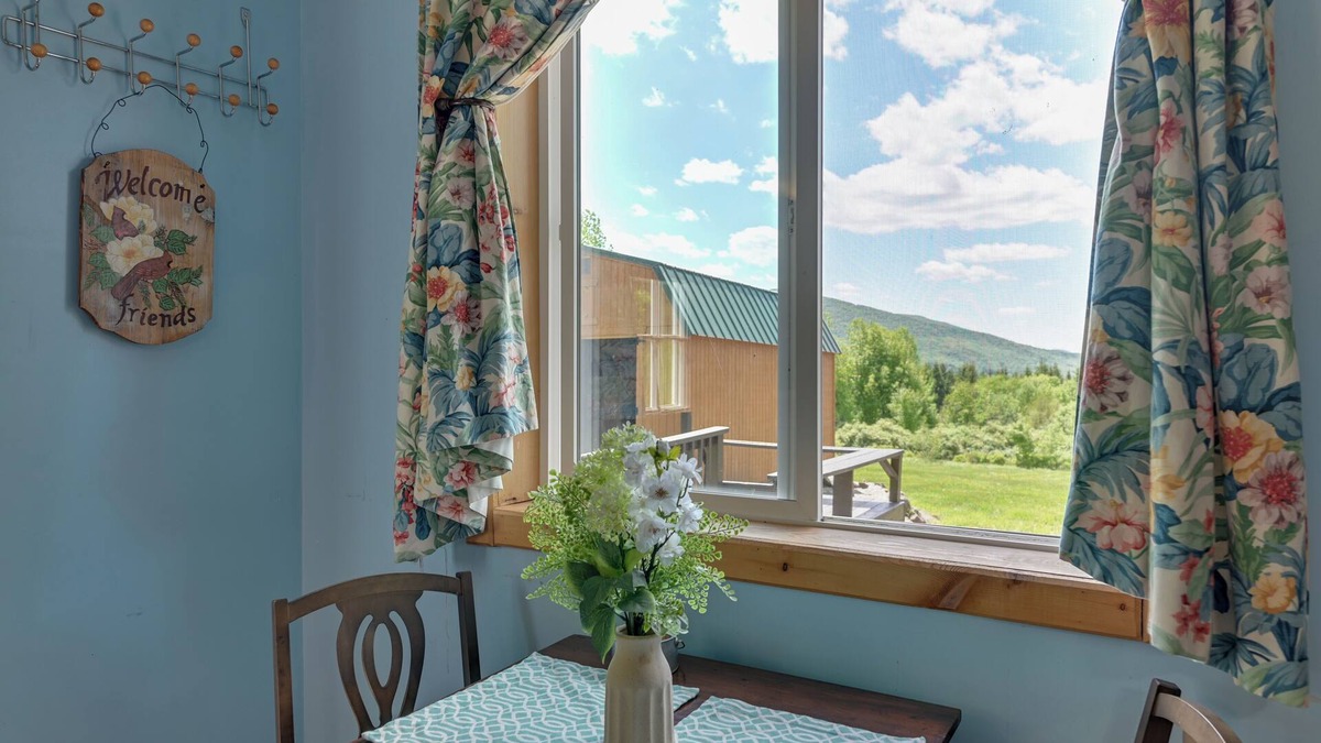 Hobart Apartment | Cozy Catskills Studio Rental w/Mountain Views!