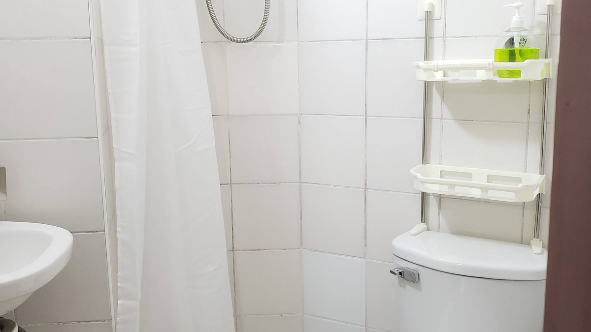 Petit Jean Ocharan Apartment | Cozy, central, petfriendly, self-contained studio in Miraflores