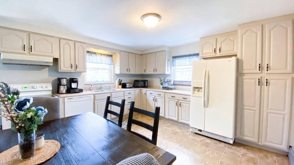 Bridgeville House | Cozy Century-Old Cottage in Historic Bridgeville