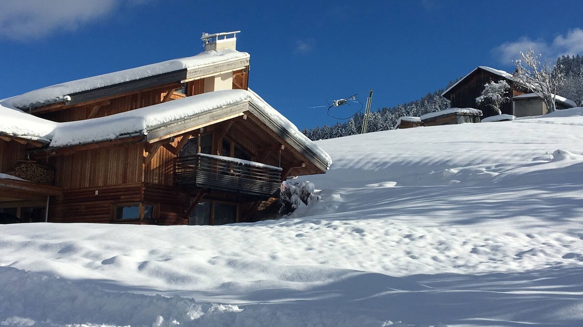 Demi-Quartier Ski Chalet | Cozy chalet 4 people ski in/out
