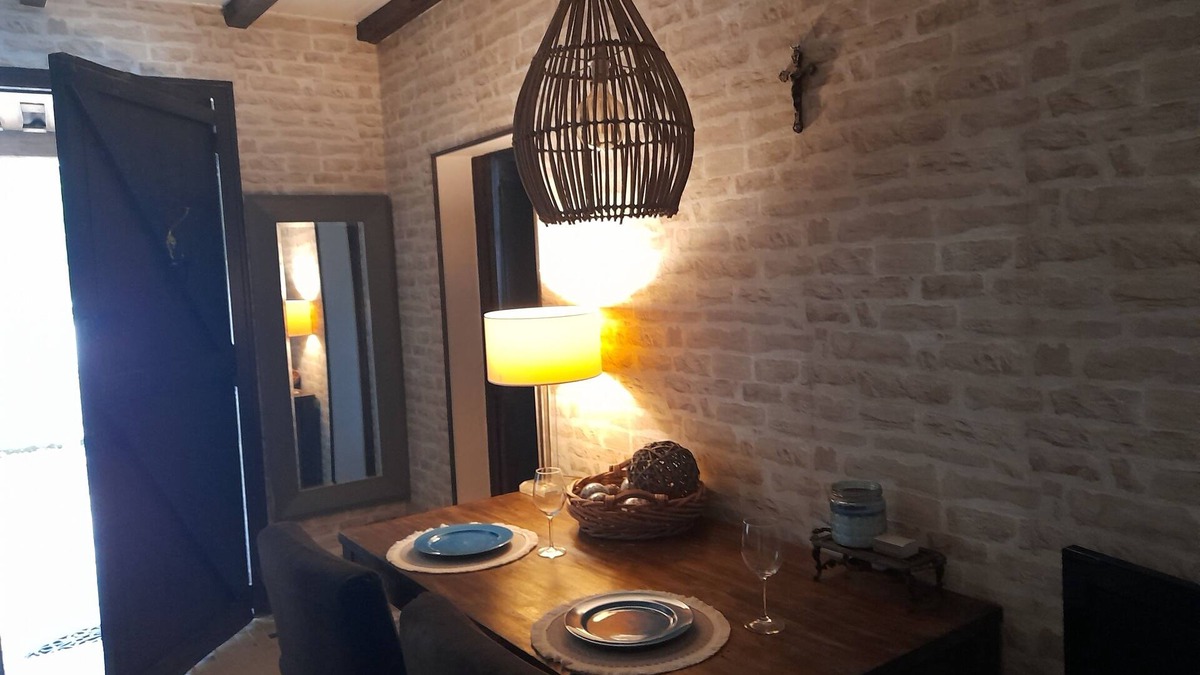 Soturac Ski Chalet | Cozy chalet in nice Soturac with WiFi