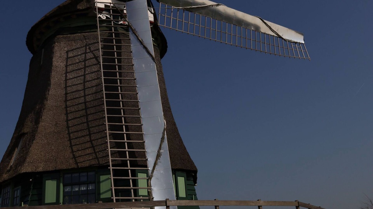 Hensbroek Ski Chalet | Cozy chalet on a holiday park near Alkmaar