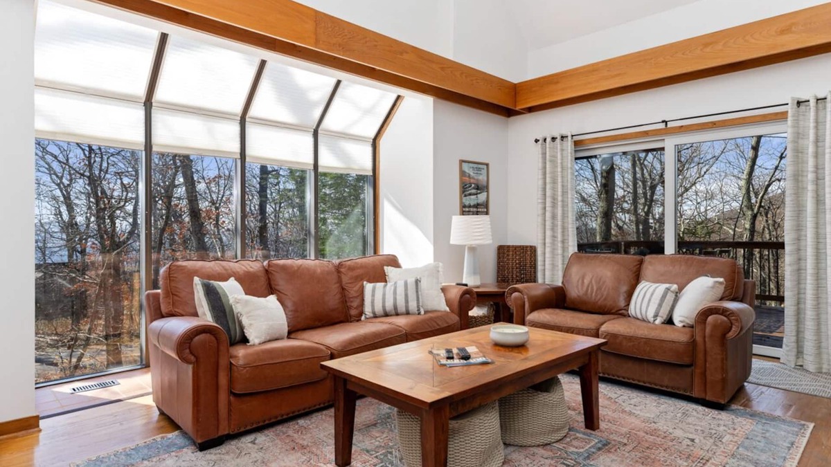 Wintergreen House | Cozy chalet w/king beds, fireplace, and hot tub. Dog-friendly! Close to hiking.