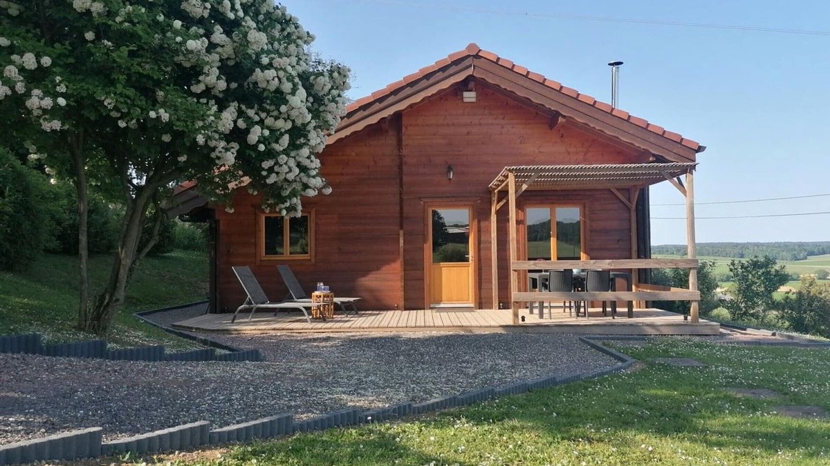 Barbas Cottage | Cozy chalet with garden, parking, and EV charging at the Vosges entrance