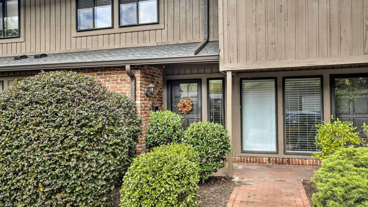 Chapel Hill Condo | Cozy Chapel Hill Condo ~ 2 Mi to UNC & Dtwn!