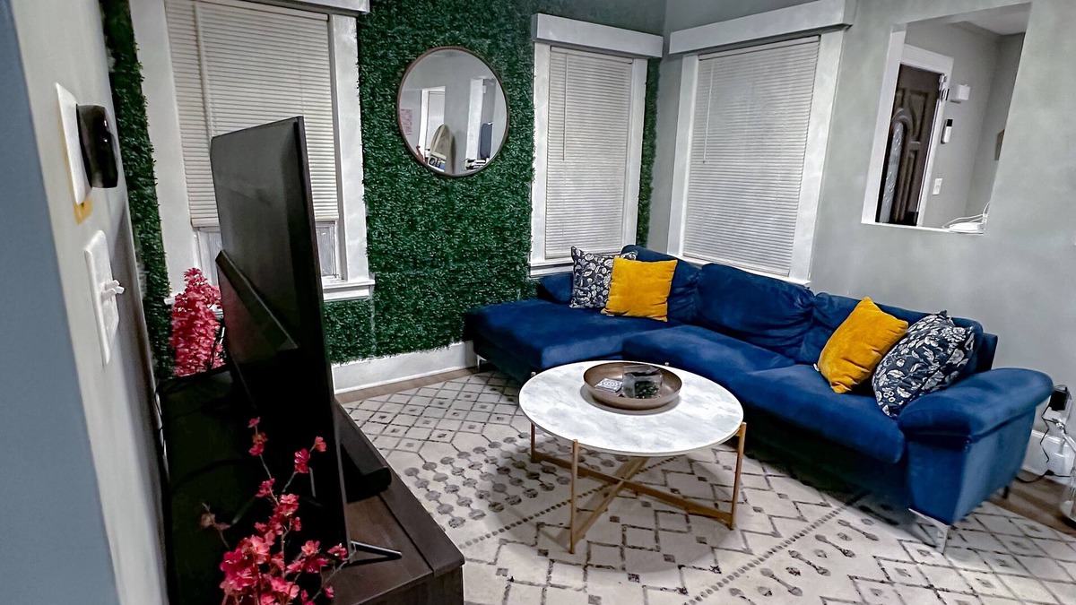 West Orange House | Cozy Charming Retreat Next to EWR✈️, MSU🏫 & NYC🌃!