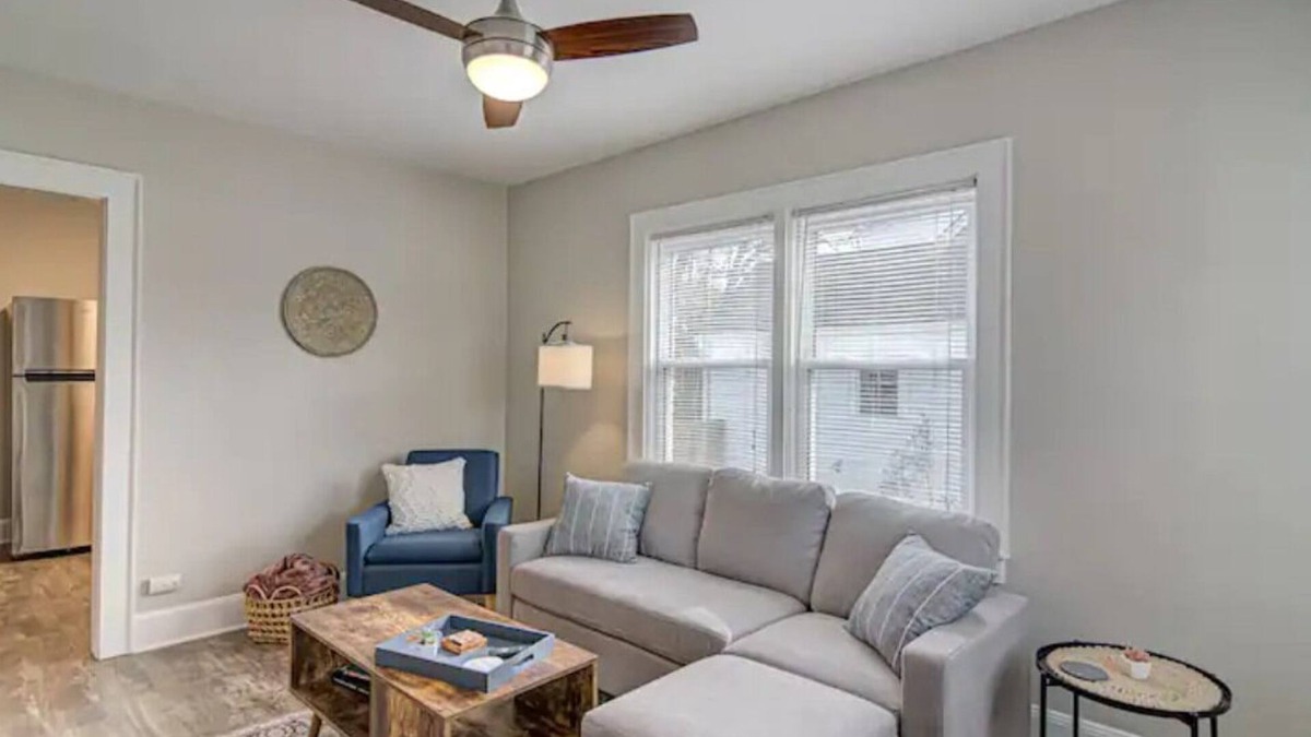 Greensboro Apartment | Cozy & Cheerful 2 Bedroom minutes from Downtown