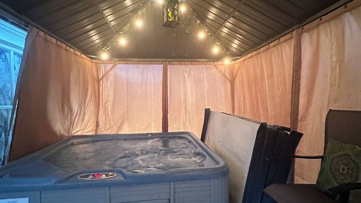 Cheboygan House | Cozy Chic of Cheboygan: Private Main Level - Hot Tub, Tanning & Massage Chair!