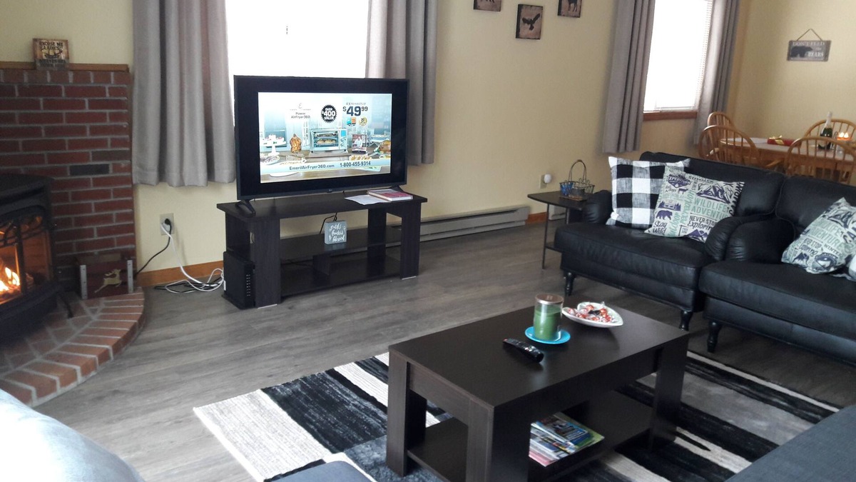 Center Conway Condo | Cozy Clean 2nd Floor Condo in Conway!