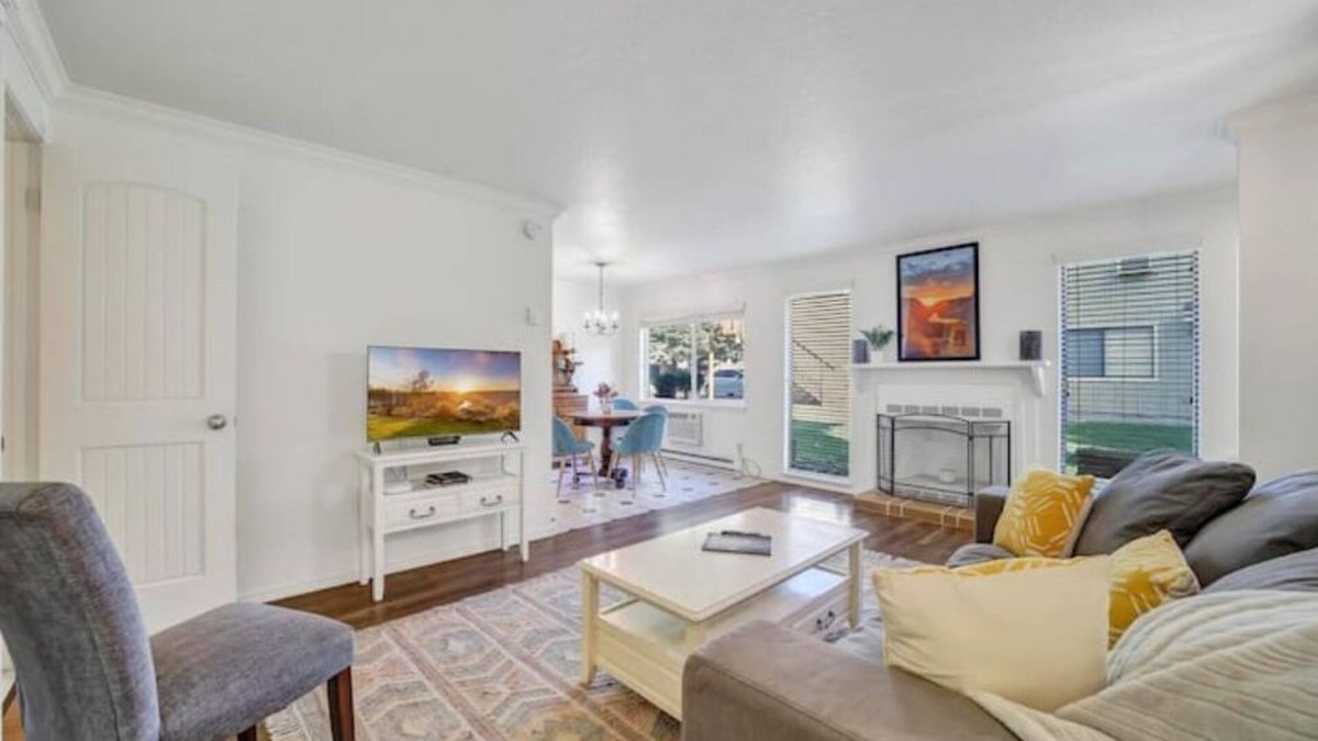 Twin Falls Condo | Cozy ~ Clean ~ Condo near CSI in Twin Falls Idaho