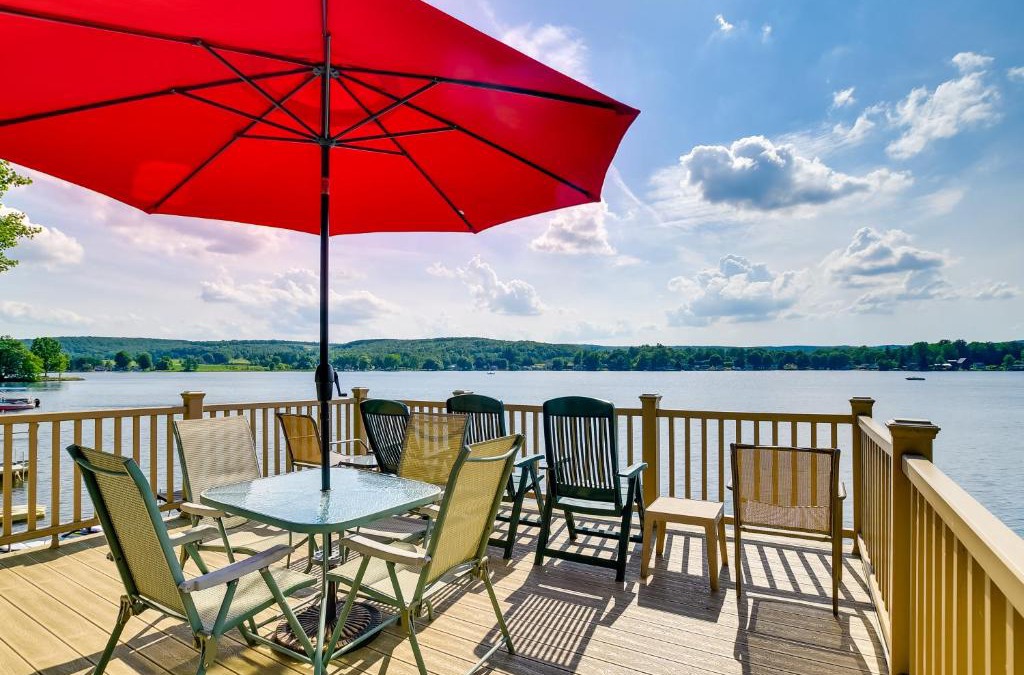 Scottsburg House | Cozy Cohocton Cottage with Private Beach and Deck!