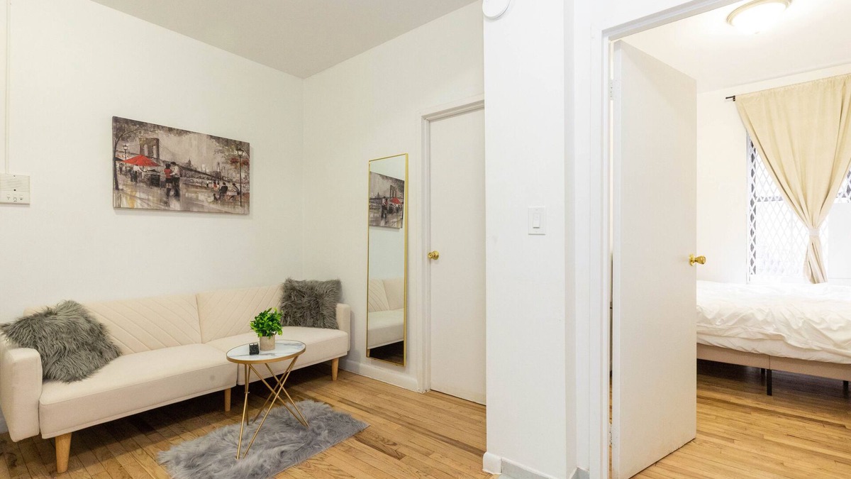 Manhattan Valley Apartment | Cozy Colombia University 2BR 1BA - Near central park