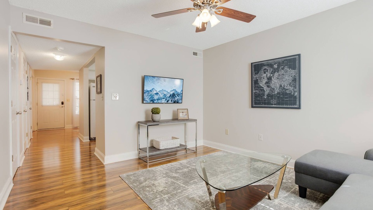 Greenville House | Cozy, Comfortable 2/1.5 Condo! Queen Beds, Fully Stocked Kitchen