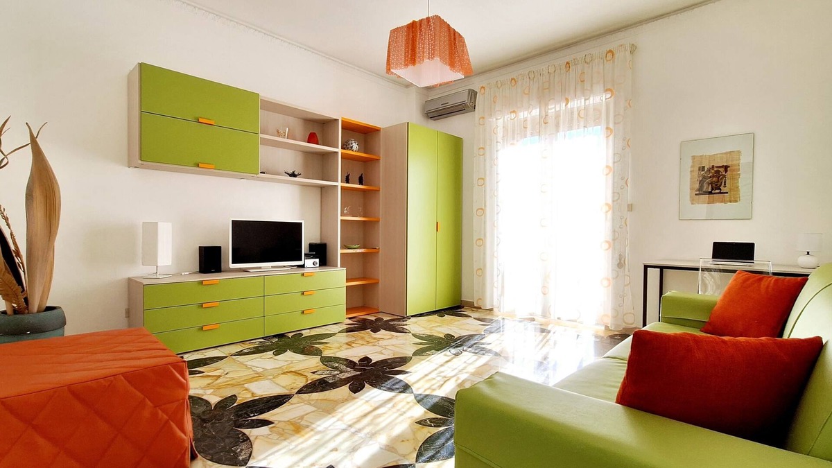Riposto Apartment | Cozy comfortable apartment for families, also numerous, near the sea