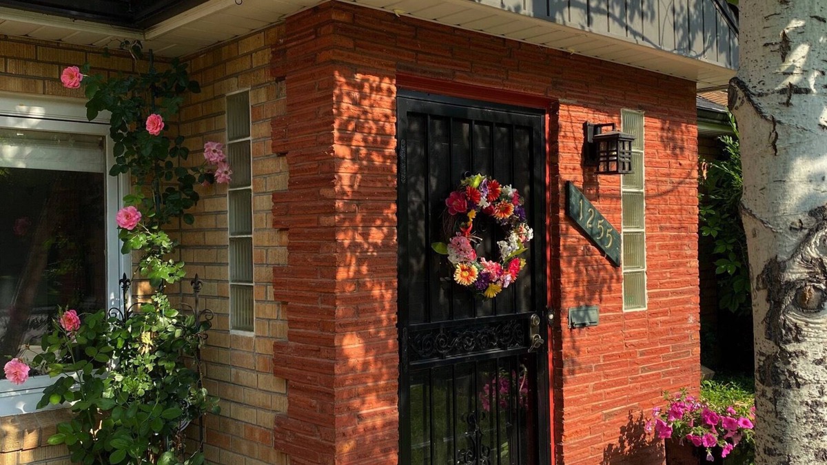 Montclair House | Cozy, Comfy "English" Cottage on Central Denver's East Side