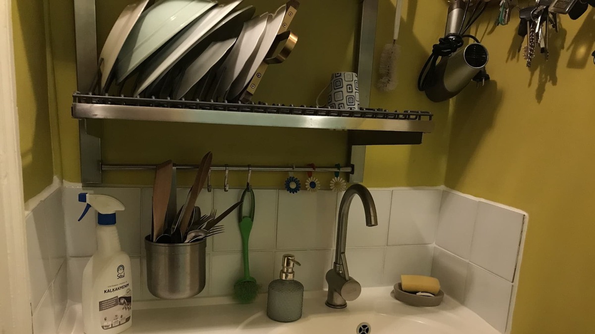 Atgazene Apartment | Cozy Condo for up to 3 Travellers, With Kitchen and Bath