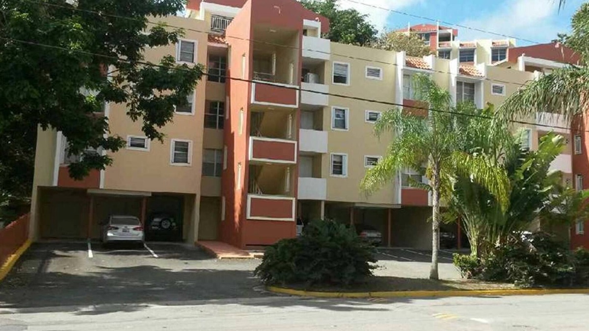 Florencio Condo | Cozy condo in gated community near beaches, shopping, and attractions