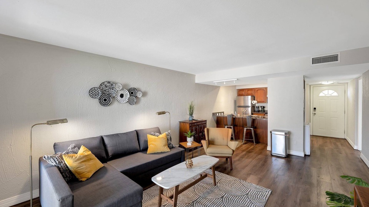 Southwest Village Condo | Cozy condo in the heart of Old Town Scottsdale