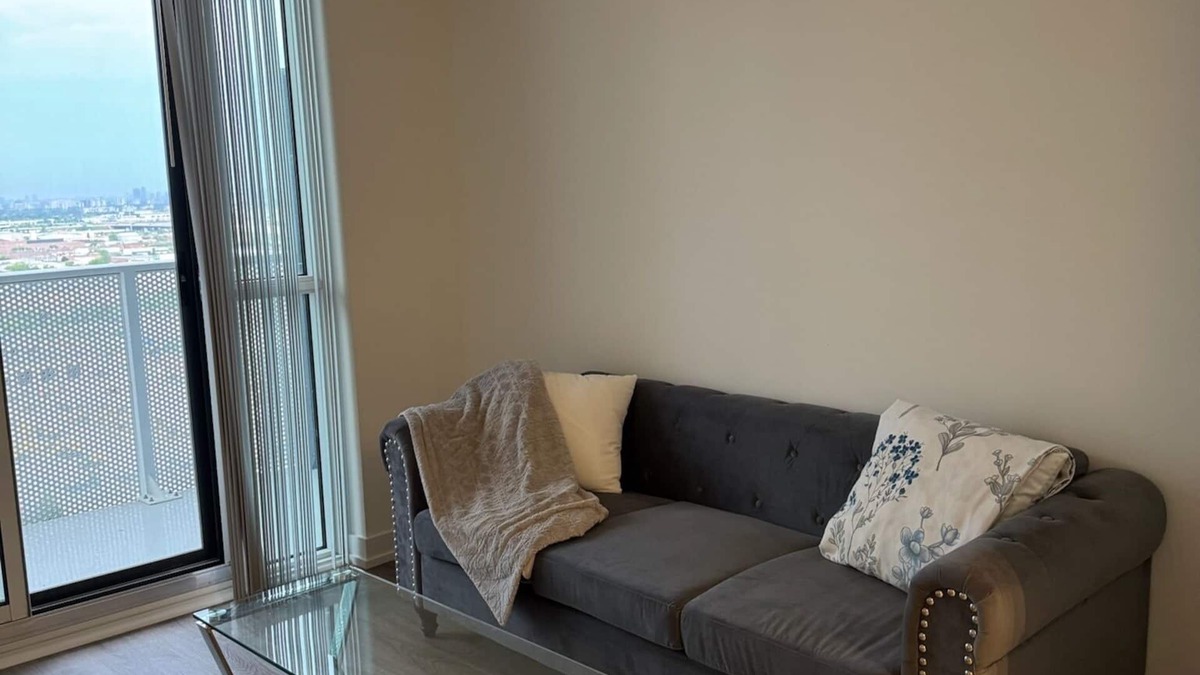Vaughan Apartment | Cozy Condo in Vaughan