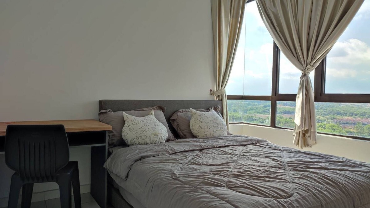 Bukit Baru Apartment | Cozy Condo @ Melaka Top Hill CityView 7-9pax