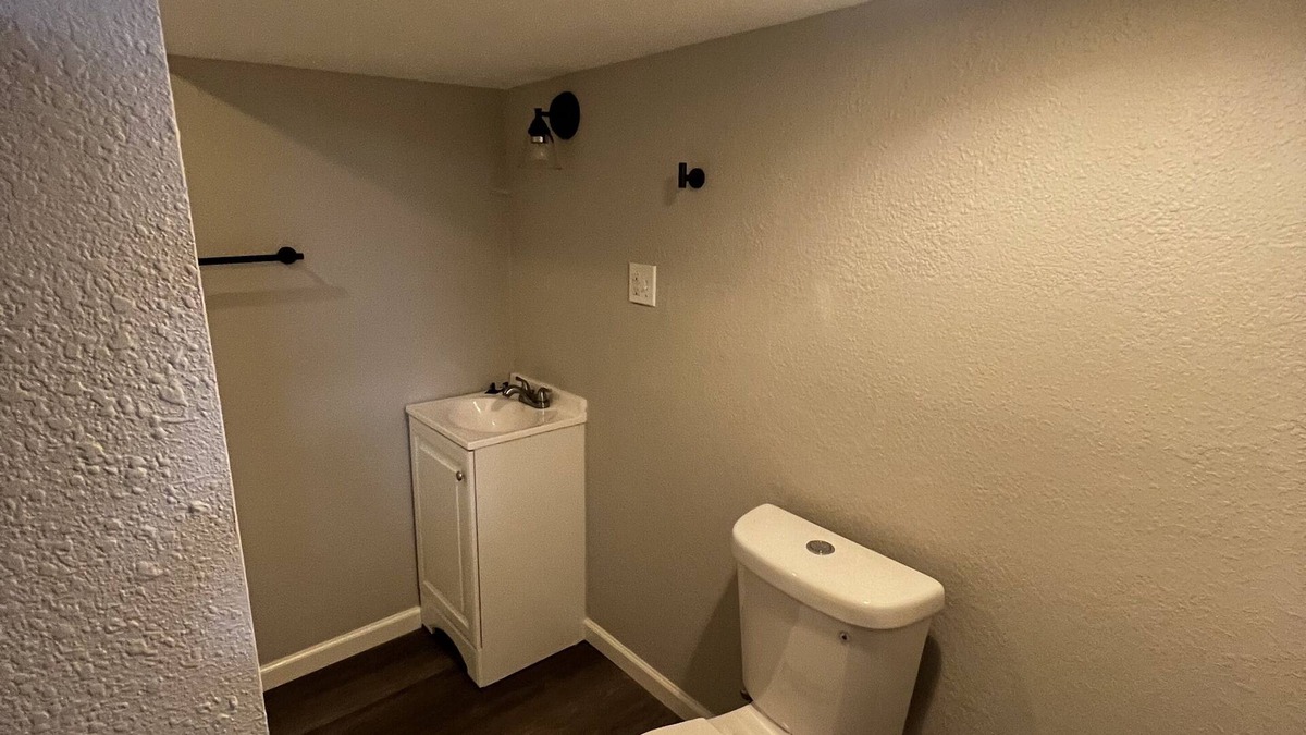 McPherson Condo | Cozy Condo