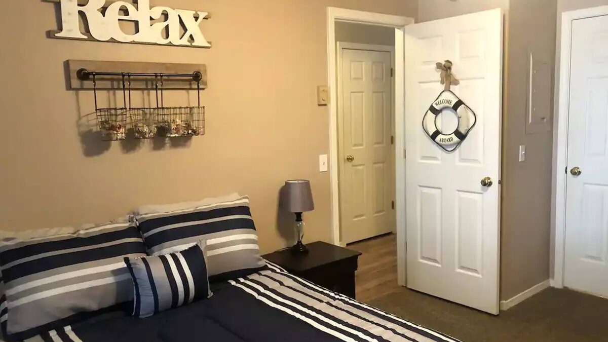 McCall Condo | Cozy Condo w/pool & gym in prime McCall location