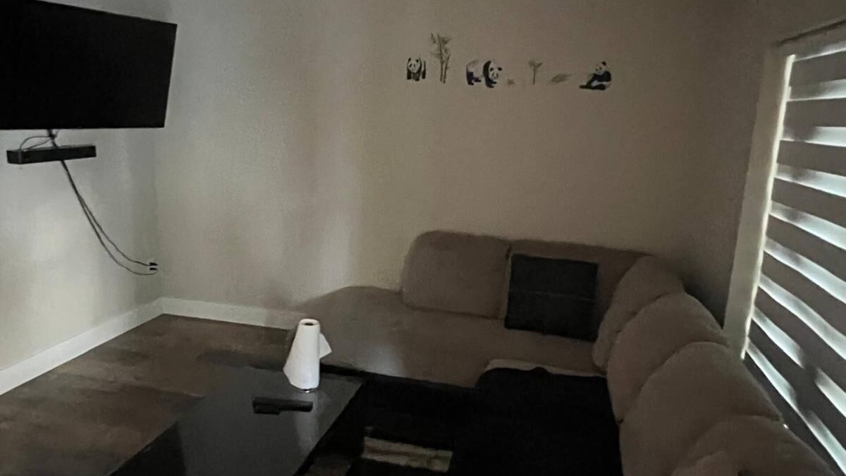 Abbotsford Condo | Cozy condo with AC in lovely Abbotsford
