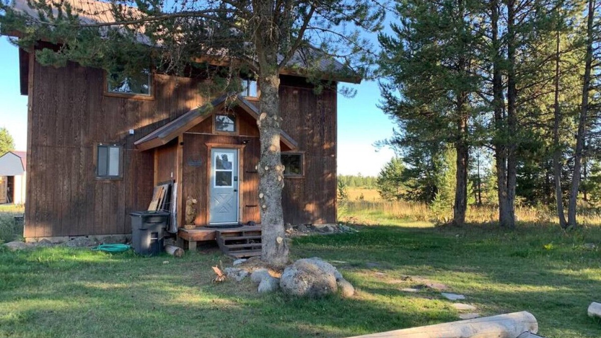 Last Chance House | Cozy & Convenient | Excellent Fishing Location - Wild West Layover