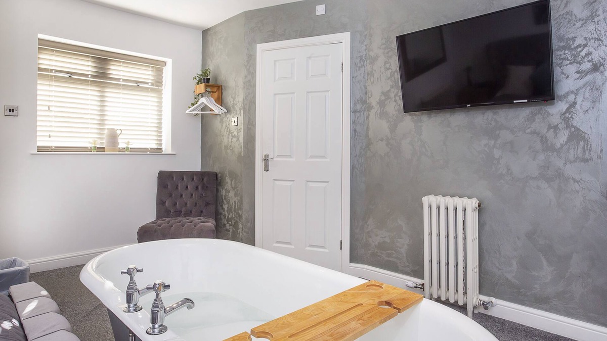 Earswick House | Cozy converted stable -Room 1