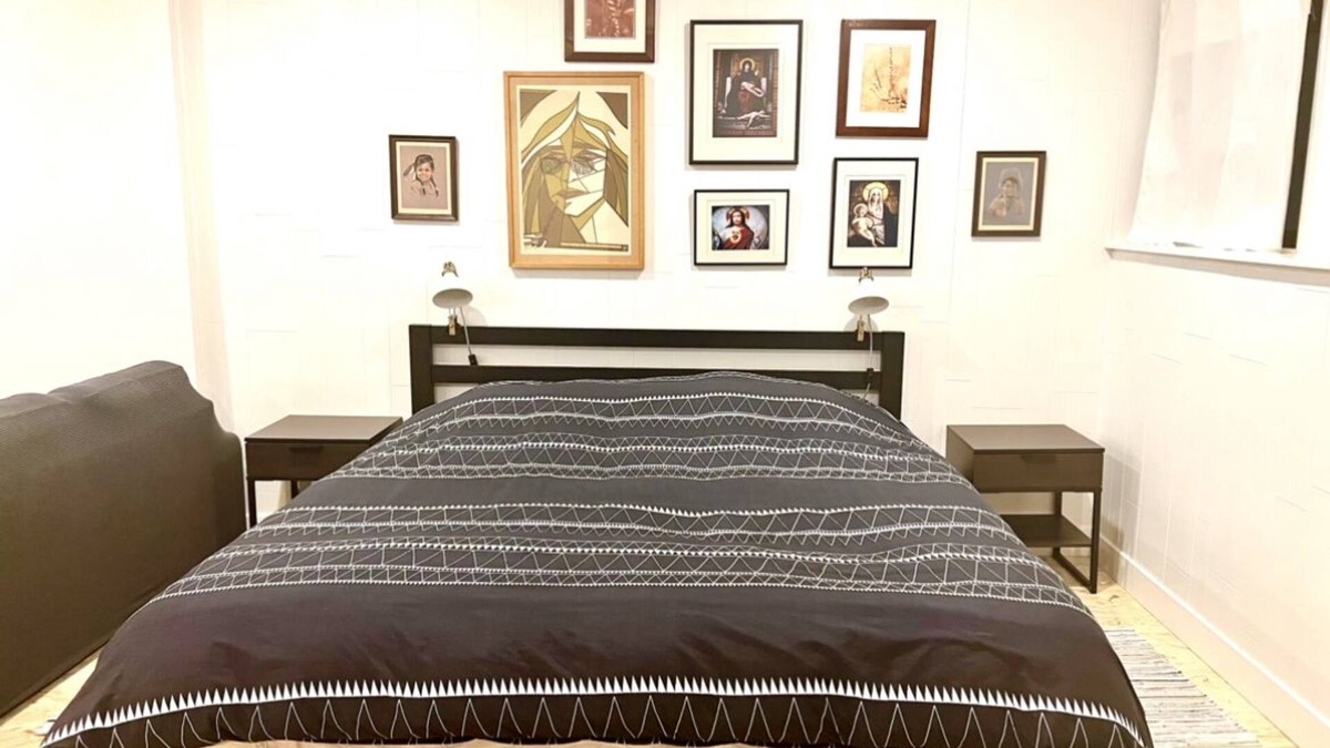 Cordova Bay House | Cozy Cordova Bay Suite - 5min from beach!